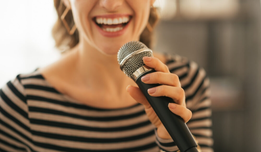 Best Karaoke Microphone With Songs