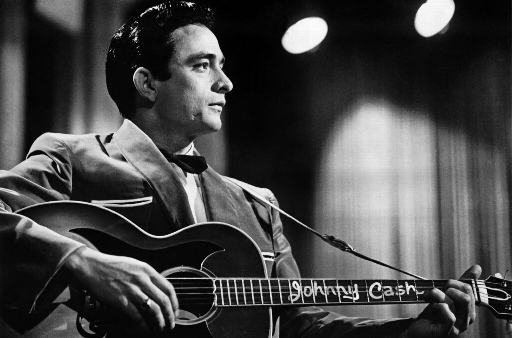 What Guitar Did Johnny Cash Play