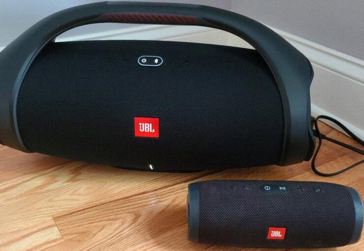 JBL Boombox 2 Vs Boombox